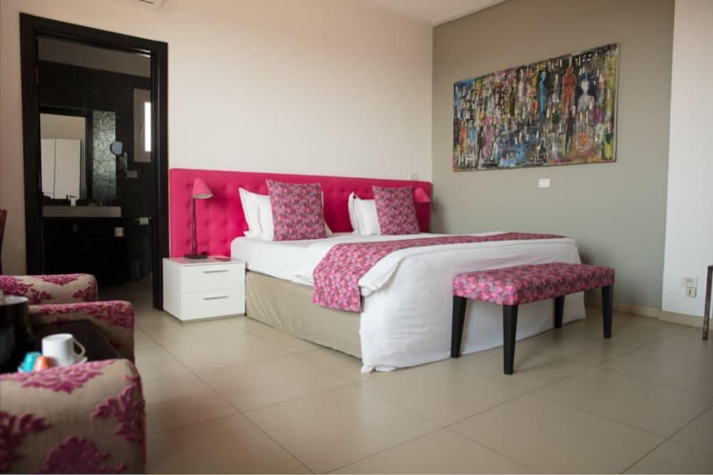 Hotel Maison Rouge Cotonou Exterior foto