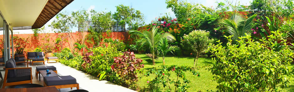 Hotel Maison Rouge Cotonou Exterior foto